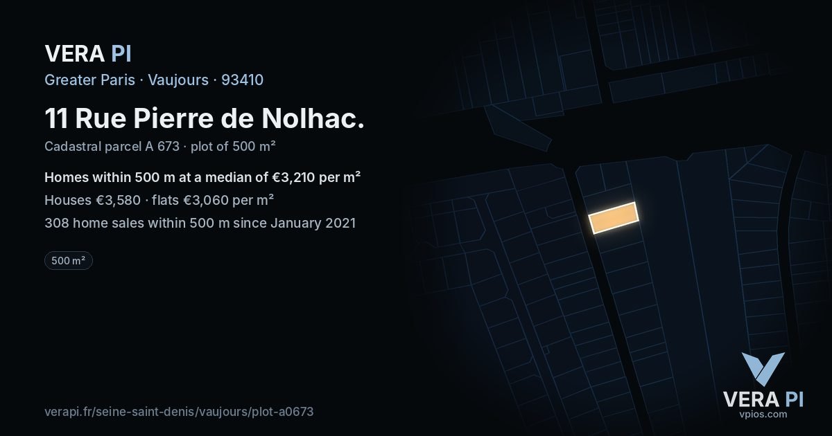 11 Rue Pierre de Nolhac, Vaujours at night – the plot lit, the parcels around coloured by the prices near them