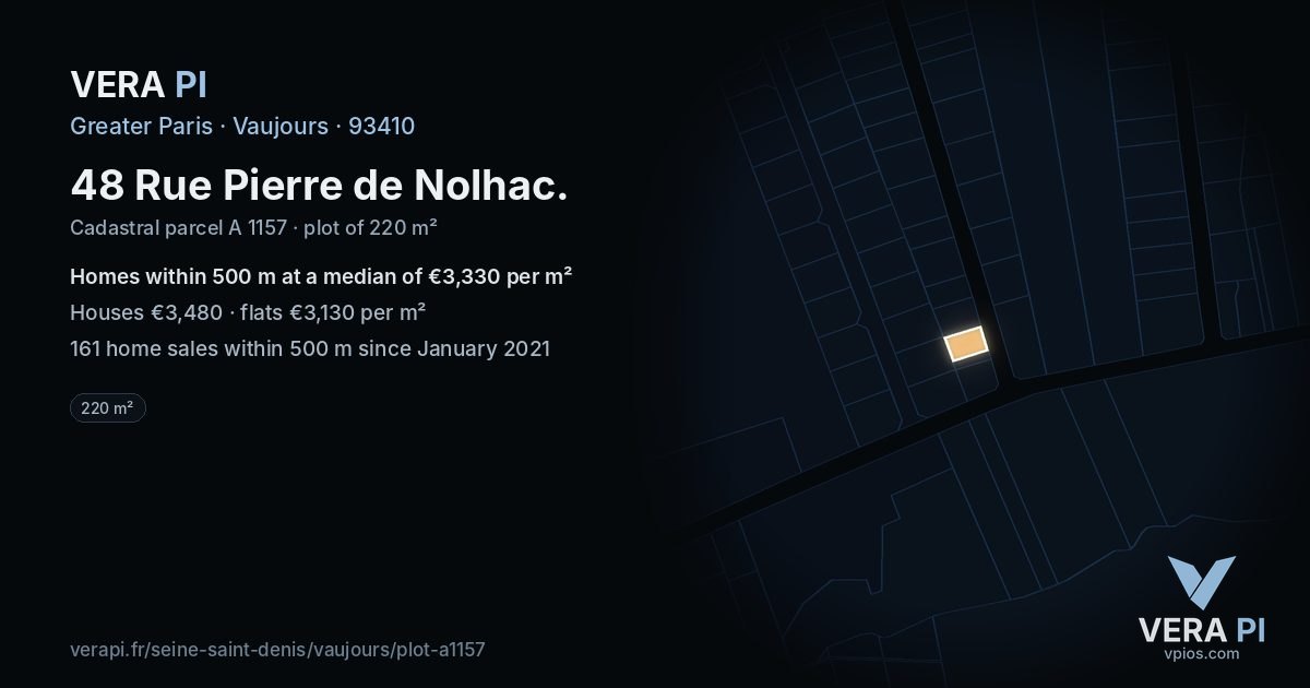 48 Rue Pierre de Nolhac, Vaujours at night – the plot lit, the parcels around coloured by the prices near them
