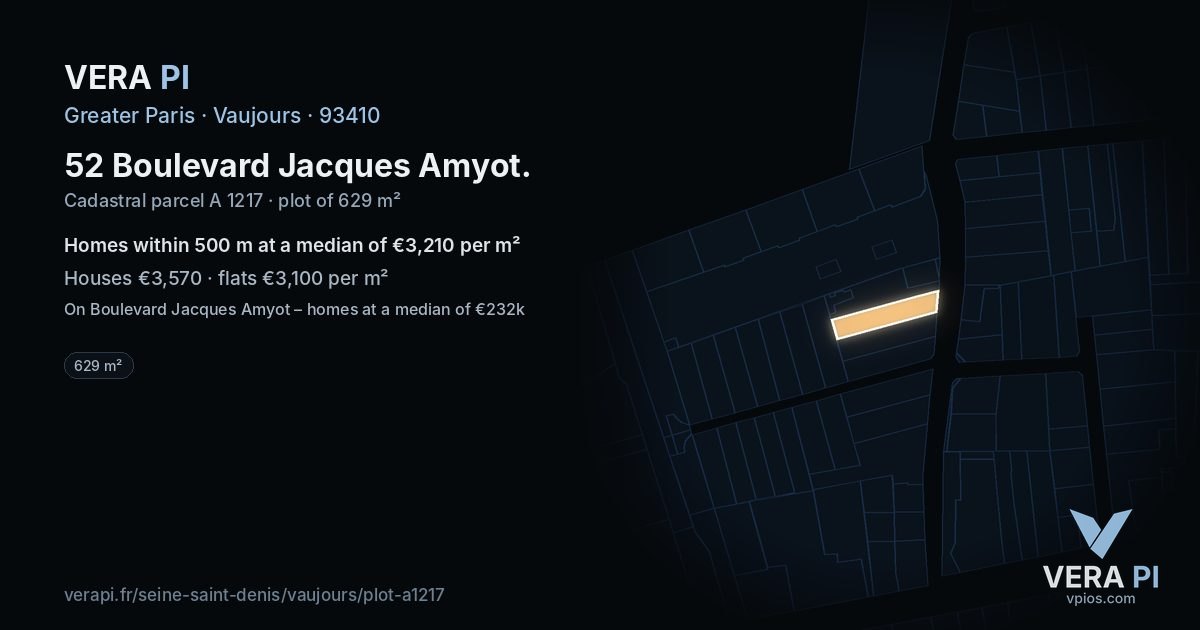 52 Boulevard Jacques Amyot, Vaujours at night – the plot lit, the parcels around coloured by the prices near them