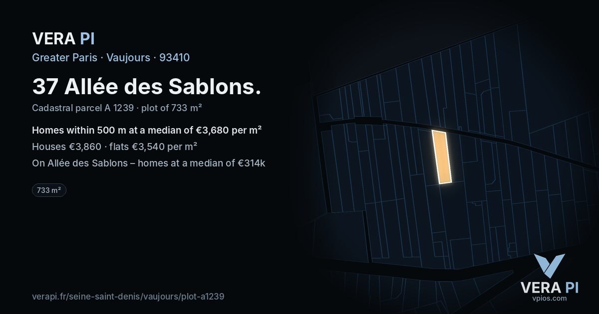 37 Allée des Sablons, Vaujours at night – the plot lit, the parcels around coloured by the prices near them