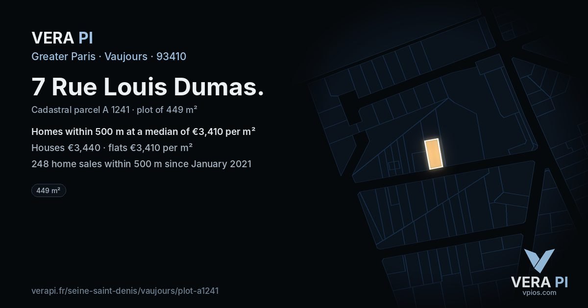 7 Rue Louis Dumas, Vaujours at night – the plot lit, the parcels around coloured by the prices near them