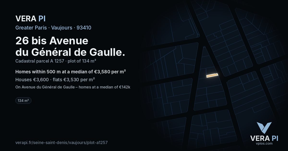 26 bis Avenue du Général de Gaulle, Vaujours at night – the plot lit, the parcels around coloured by the prices near them