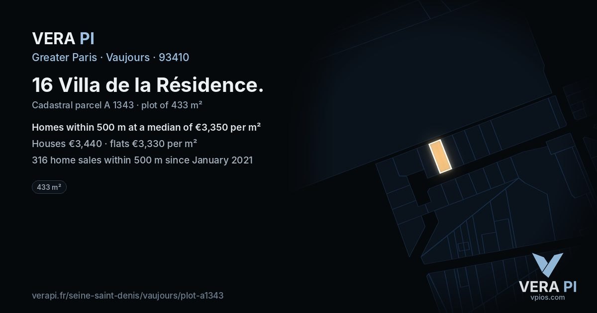 16 Villa de la Résidence, Vaujours at night – the plot lit, the parcels around coloured by the prices near them