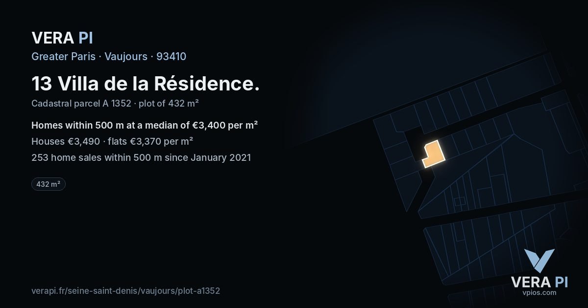 13 Villa de la Résidence, Vaujours at night – the plot lit, the parcels around coloured by the prices near them
