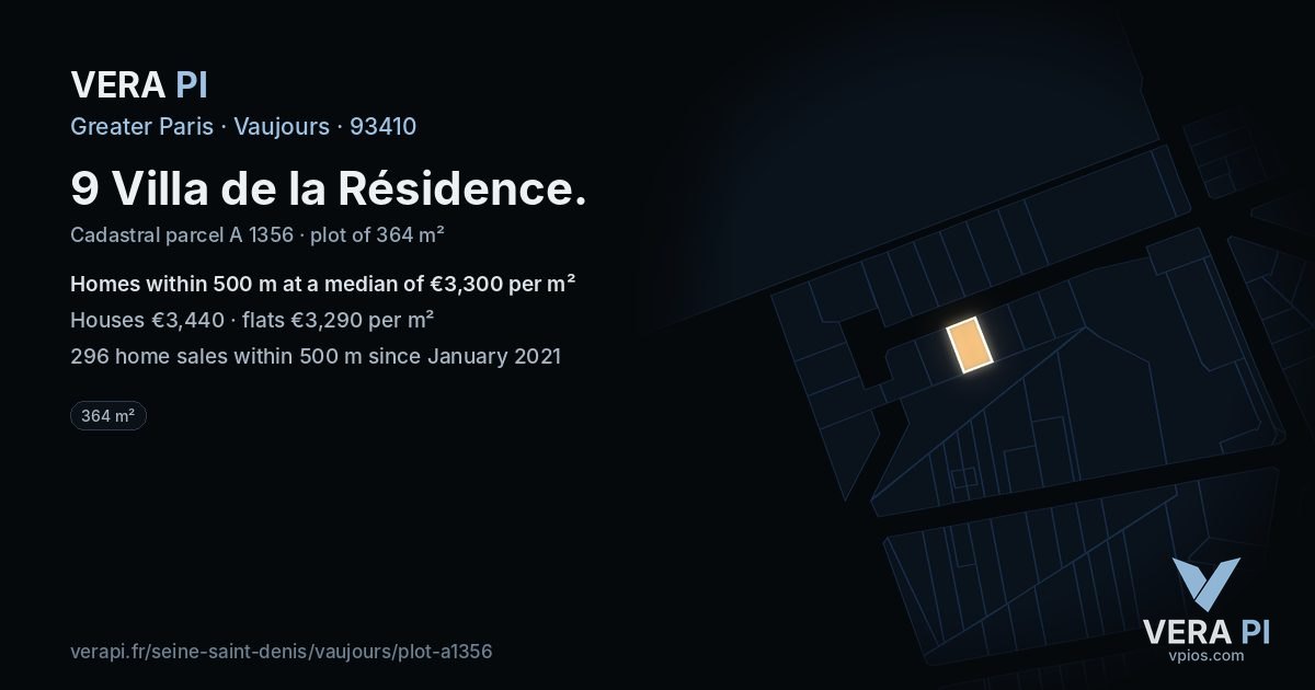 9 Villa de la Résidence, Vaujours at night – the plot lit, the parcels around coloured by the prices near them