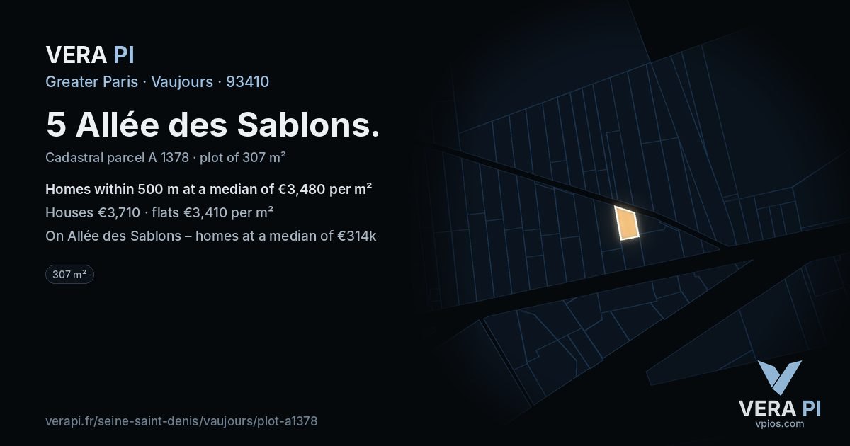 5 Allée des Sablons, Vaujours at night – the plot lit, the parcels around coloured by the prices near them