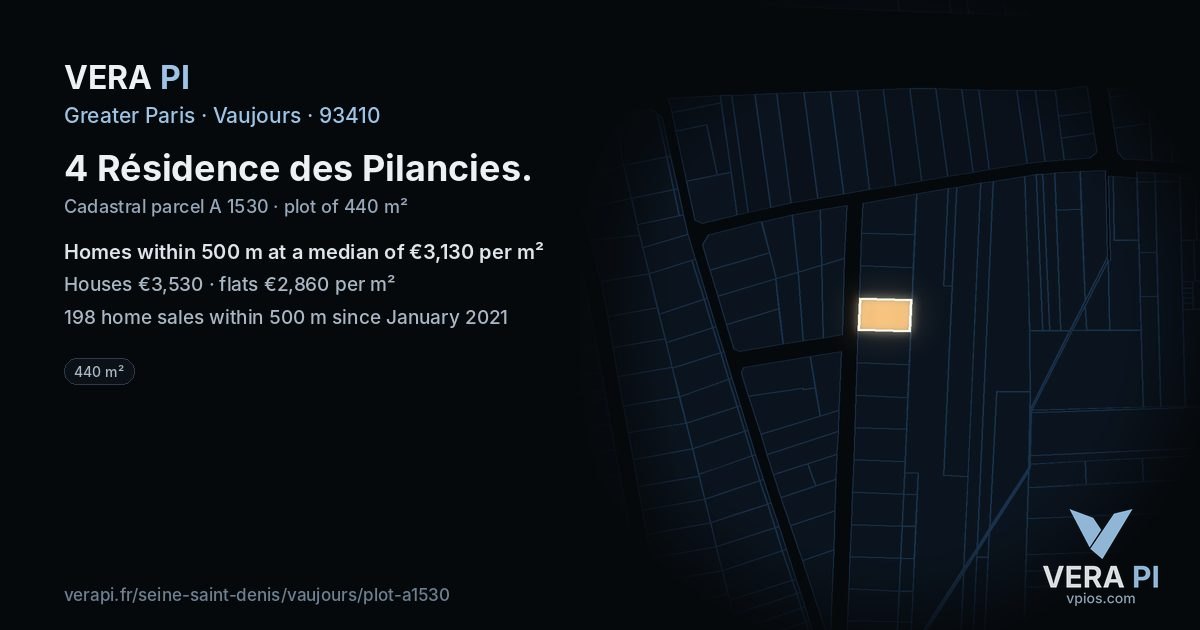 4 Résidence des Pilancies, Vaujours at night – the plot lit, the parcels around coloured by the prices near them