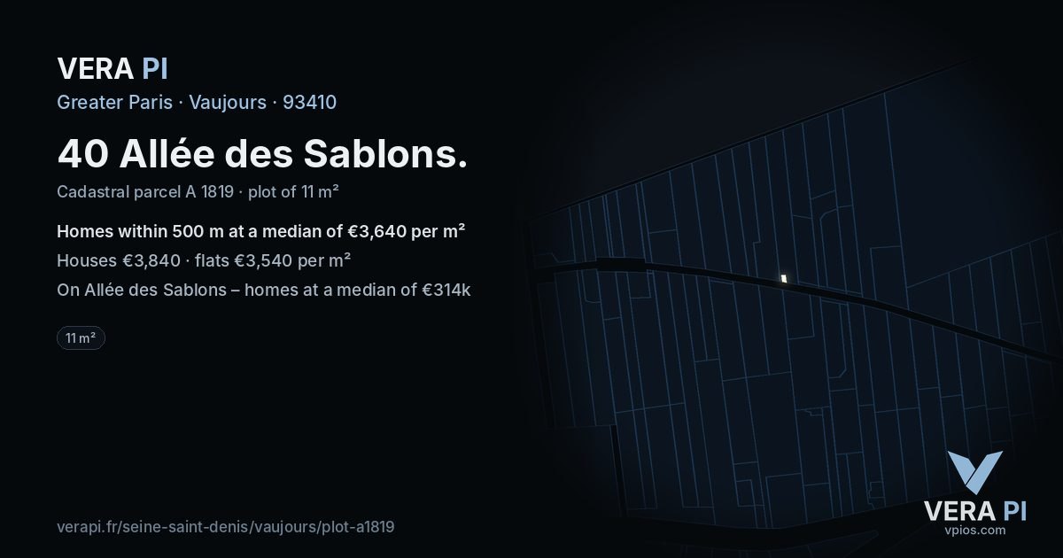 40 Allée des Sablons, Vaujours at night – the plot lit, the parcels around coloured by the prices near them
