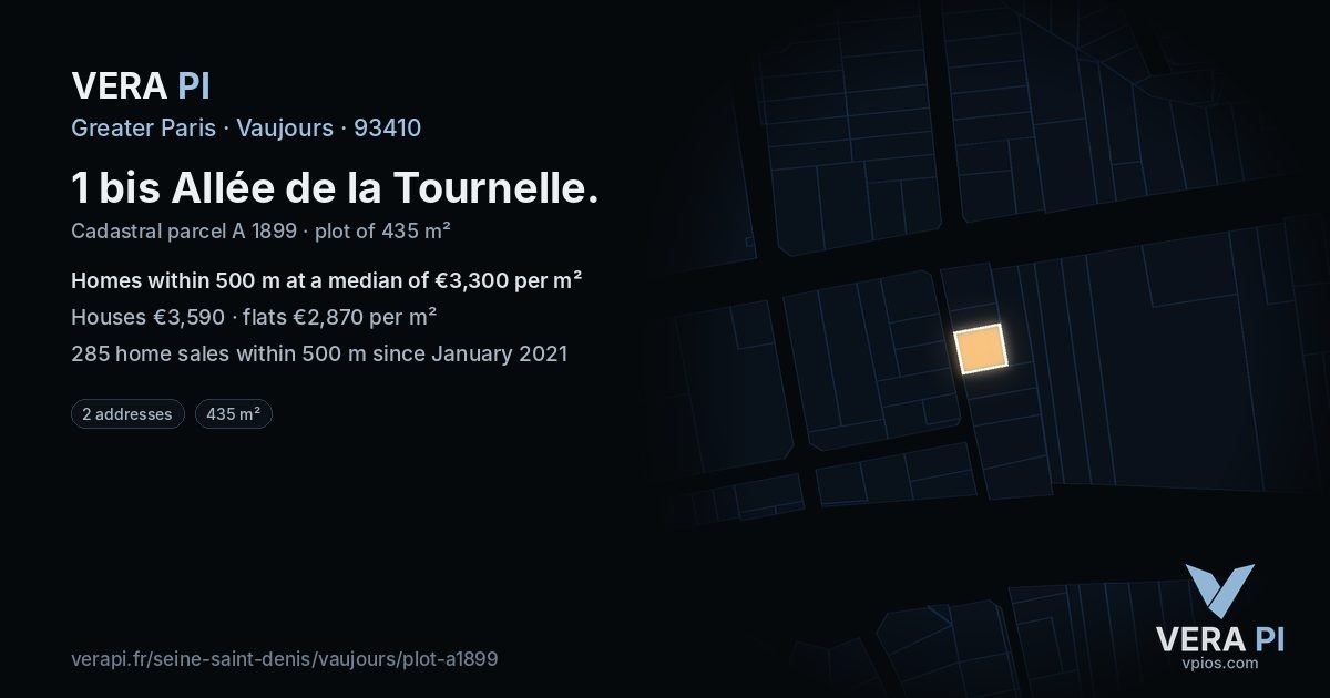 1 bis Allée de la Tournelle, Vaujours at night – the plot lit, the parcels around coloured by the prices near them