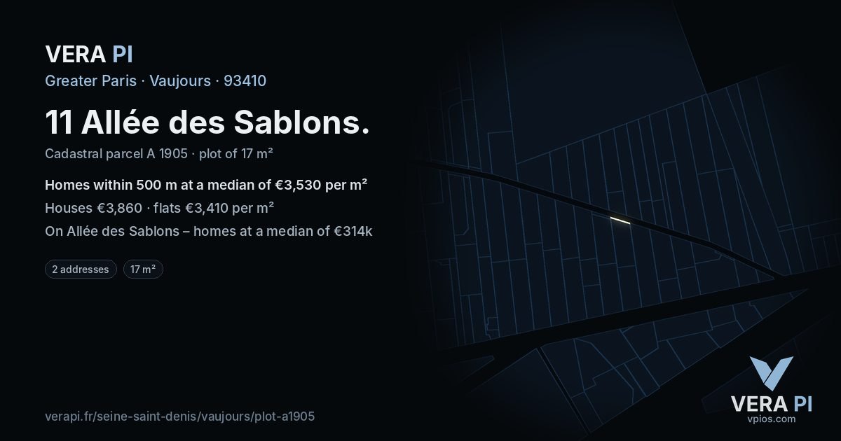11 Allée des Sablons, Vaujours at night – the plot lit, the parcels around coloured by the prices near them