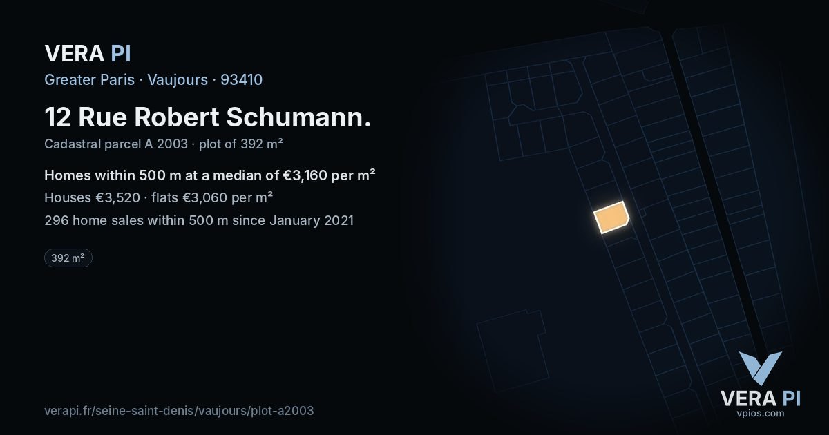 12 Rue Robert Schumann, Vaujours at night – the plot lit, the parcels around coloured by the prices near them