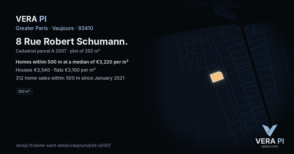8 Rue Robert Schumann, Vaujours at night – the plot lit, the parcels around coloured by the prices near them