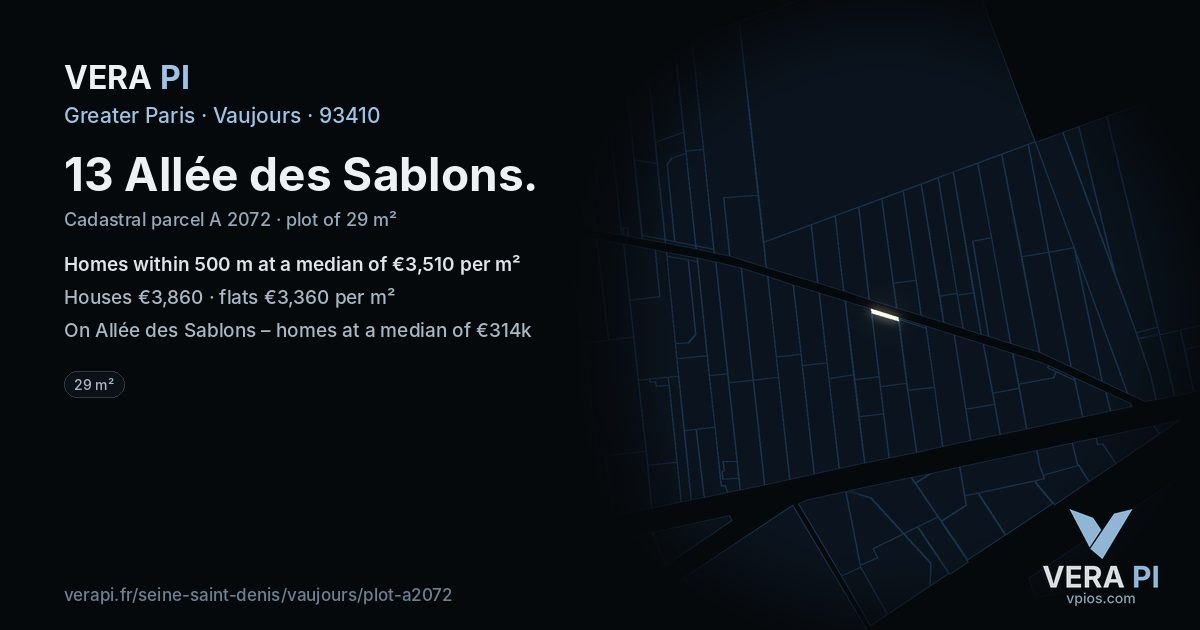 13 Allée des Sablons, Vaujours at night – the plot lit, the parcels around coloured by the prices near them