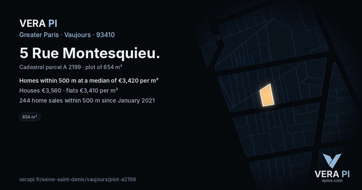 5 Rue Montesquieu, Vaujours at night – the plot lit, the parcels around coloured by the prices near them