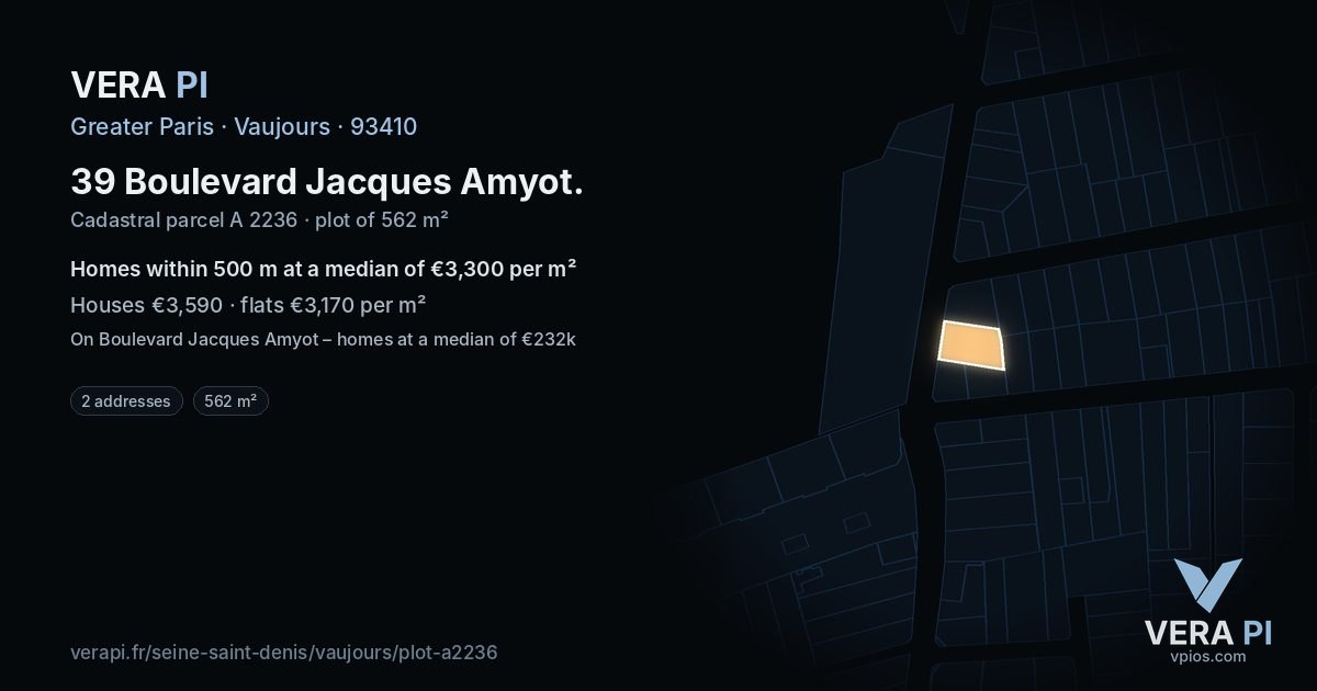 39 Boulevard Jacques Amyot, Vaujours at night – the plot lit, the parcels around coloured by the prices near them