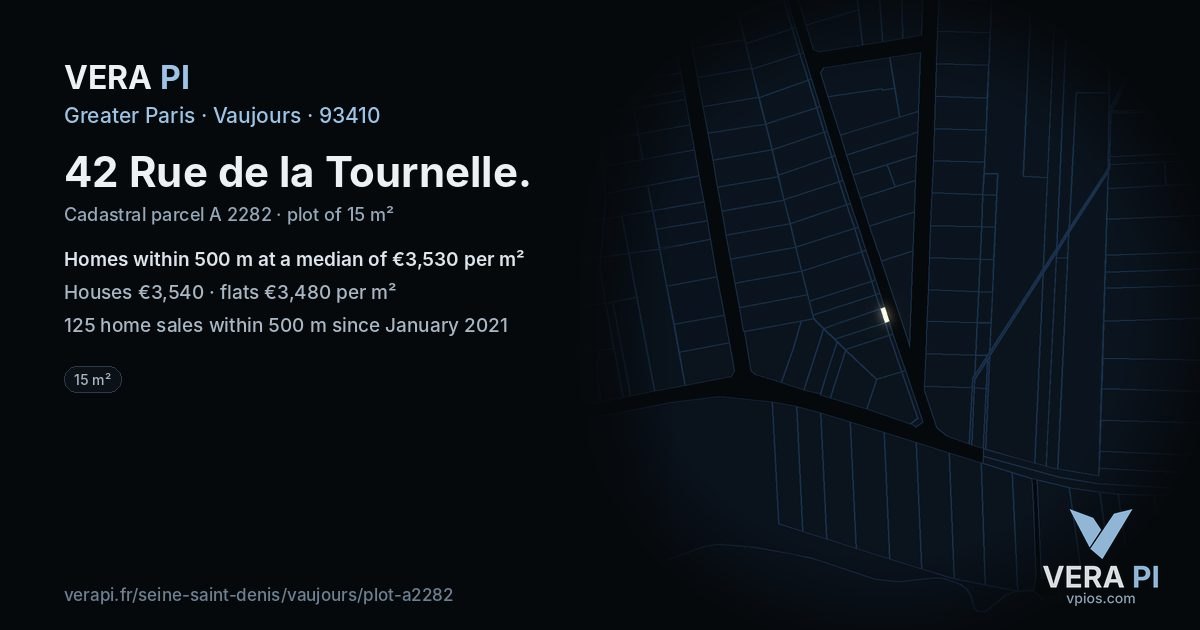 42 Rue de la Tournelle, Vaujours at night – the plot lit, the parcels around coloured by the prices near them