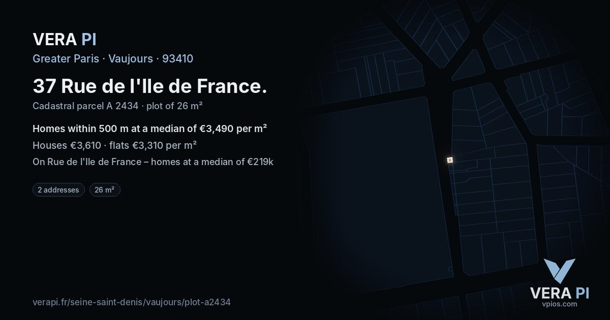 37 Rue de l'Ile de France, Vaujours at night – the plot lit, the parcels around coloured by the prices near them