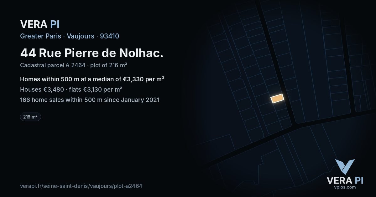 44 Rue Pierre de Nolhac, Vaujours at night – the plot lit, the parcels around coloured by the prices near them