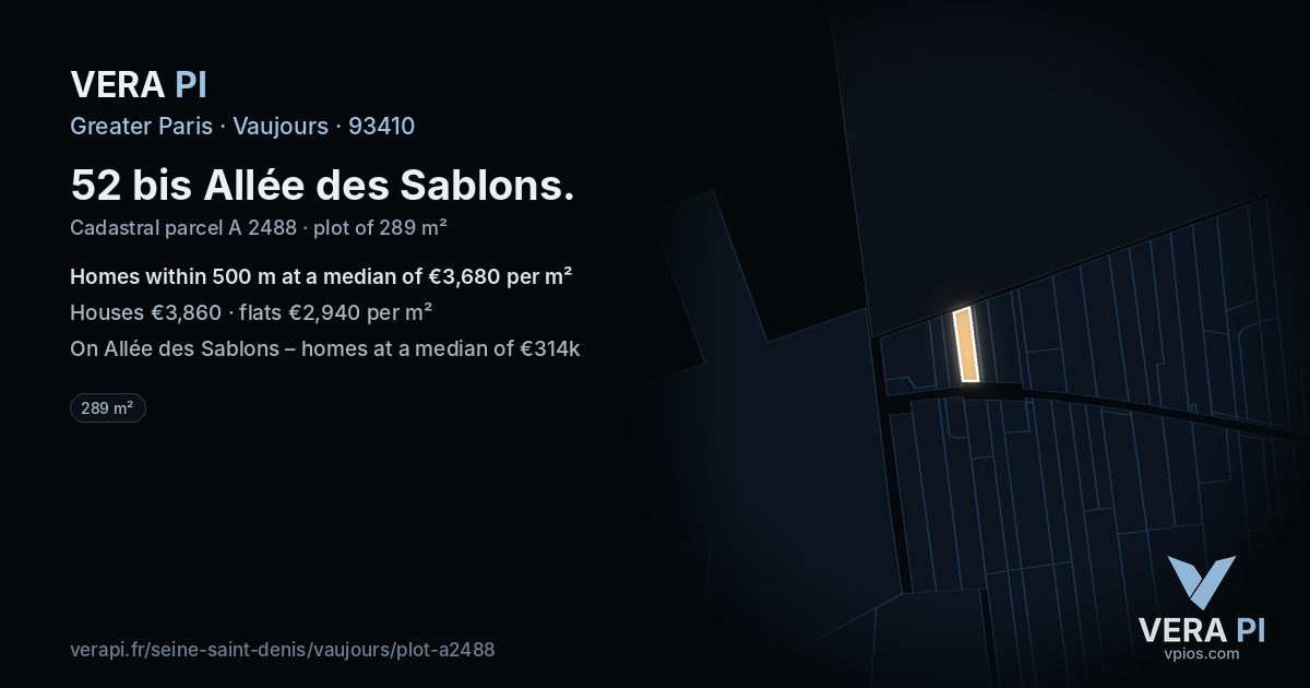 52 bis Allée des Sablons, Vaujours at night – the plot lit, the parcels around coloured by the prices near them