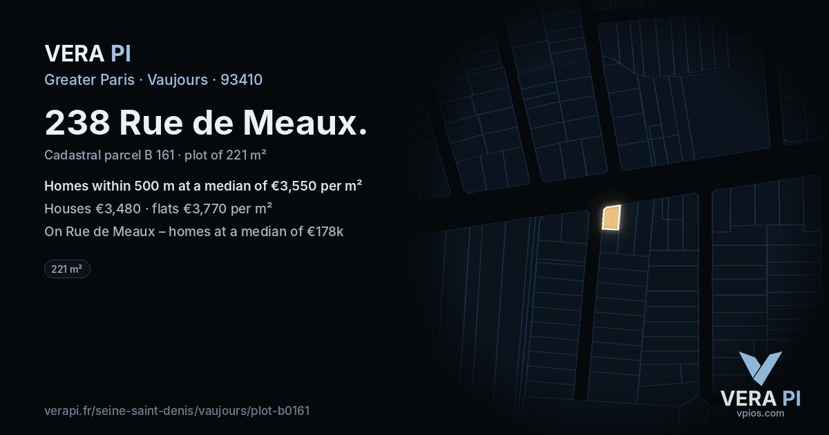 238 Rue de Meaux, Vaujours at night – the plot lit, the parcels around coloured by the prices near them