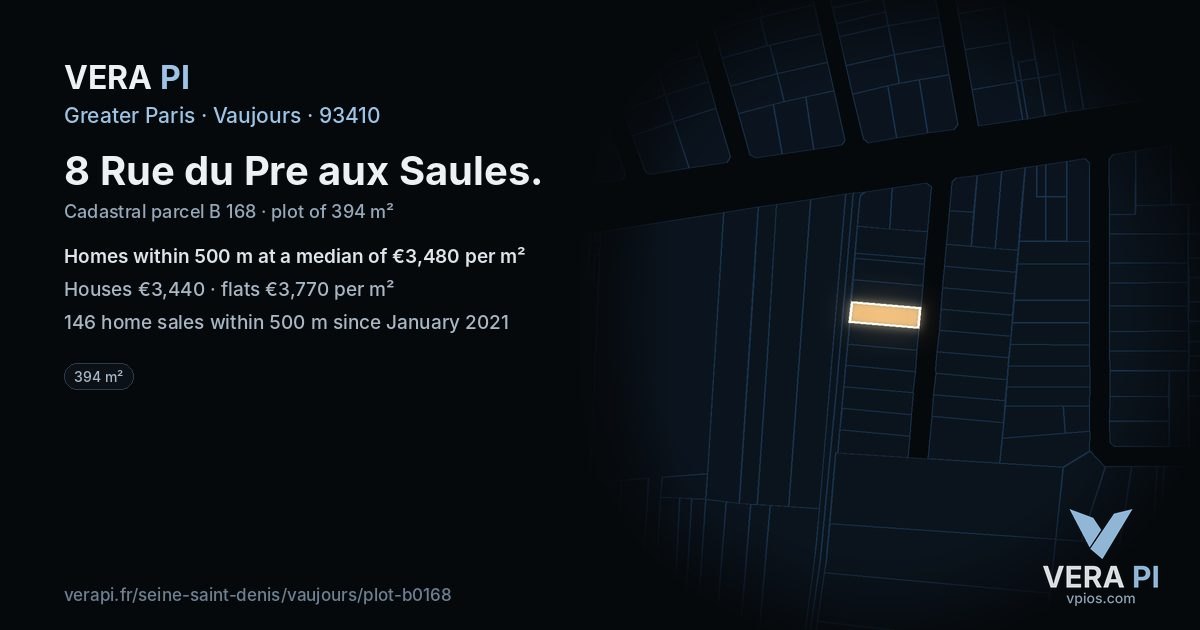 8 Rue du Pre aux Saules, Vaujours at night – the plot lit, the parcels around coloured by the prices near them