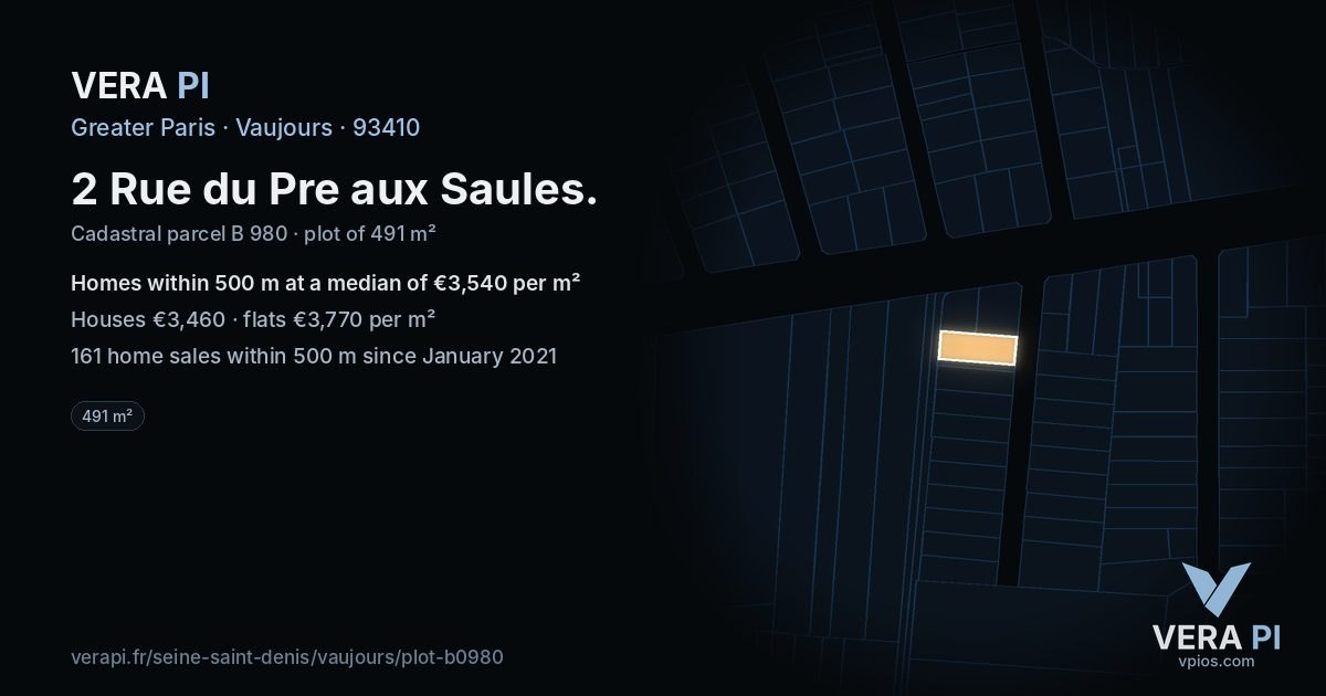 2 Rue du Pre aux Saules, Vaujours at night – the plot lit, the parcels around coloured by the prices near them