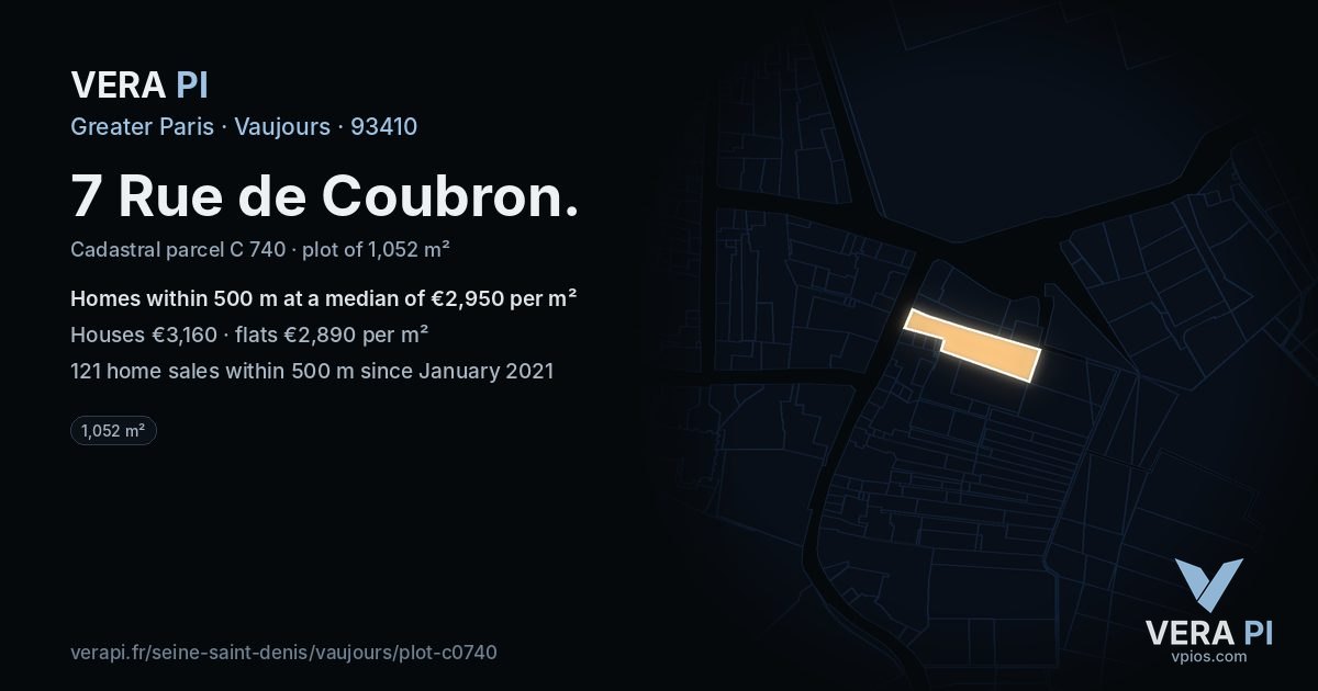 7 Rue de Coubron, Vaujours at night – the plot lit, the parcels around coloured by the prices near them