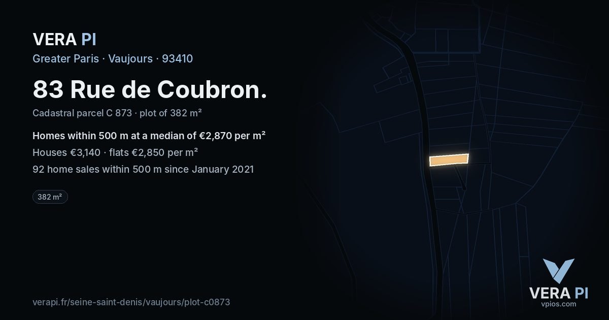 83 Rue de Coubron, Vaujours at night – the plot lit, the parcels around coloured by the prices near them