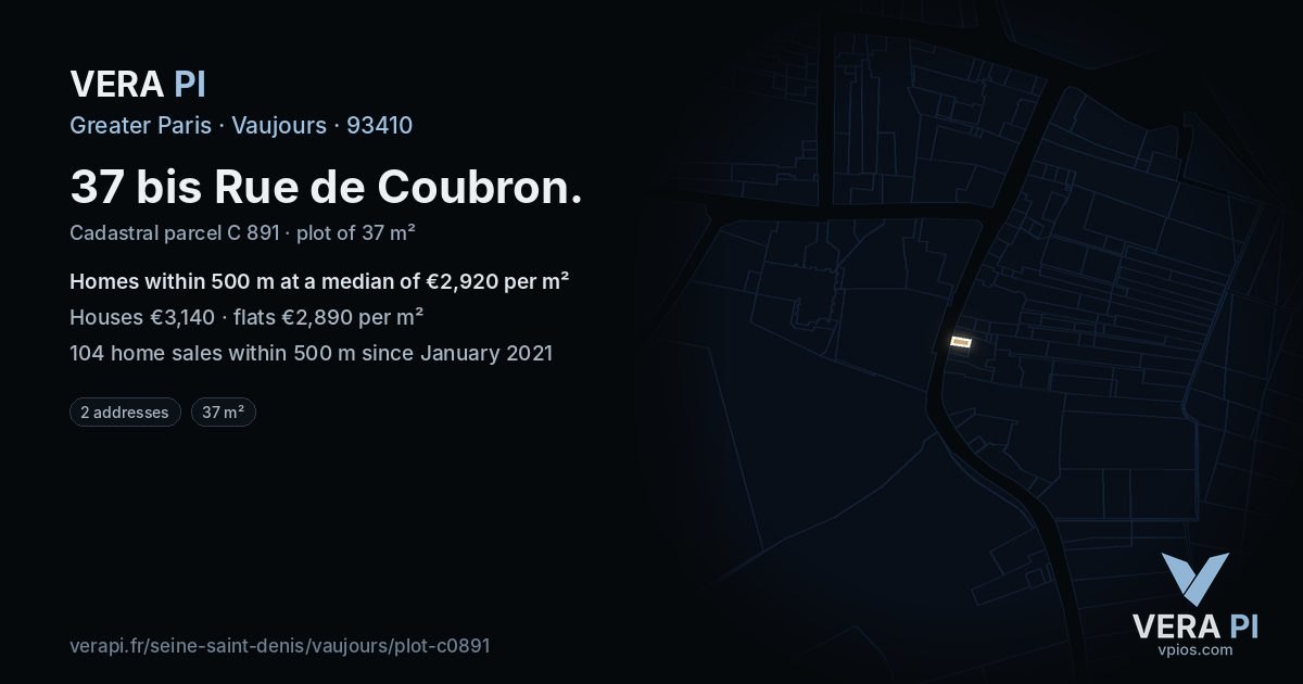 37 bis Rue de Coubron, Vaujours at night – the plot lit, the parcels around coloured by the prices near them