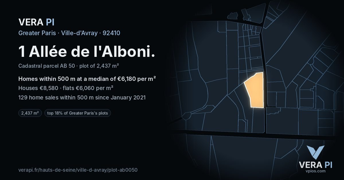 1 Allée de l'Alboni, Ville-d'Avray at night – the plot lit, the parcels around coloured by the prices near them