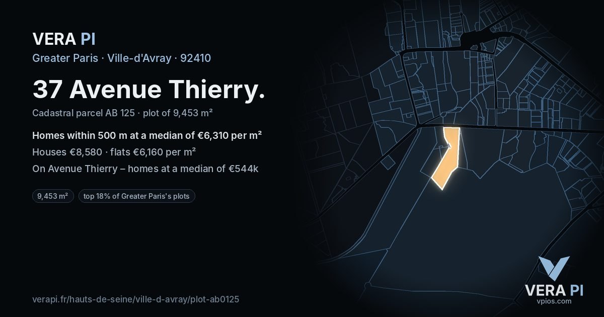 37 Avenue Thierry, Ville-d'Avray at night – the plot lit, the parcels around coloured by the prices near them