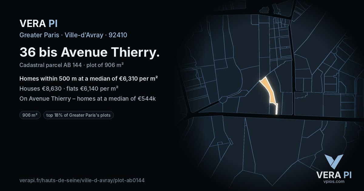 36 bis Avenue Thierry, Ville-d'Avray at night – the plot lit, the parcels around coloured by the prices near them