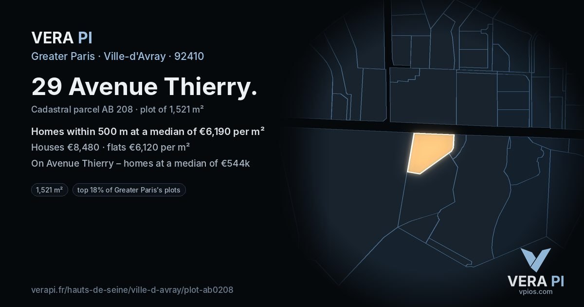 29 Avenue Thierry, Ville-d'Avray at night – the plot lit, the parcels around coloured by the prices near them