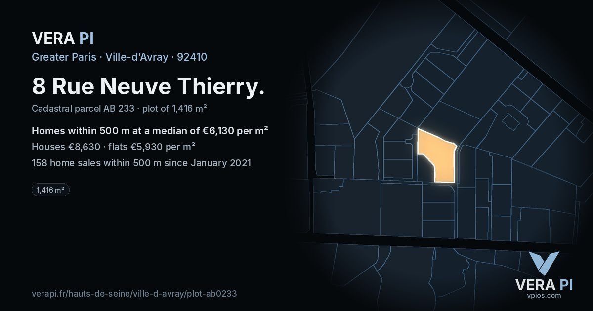 8 Rue Neuve Thierry, Ville-d'Avray at night – the plot lit, the parcels around coloured by the prices near them