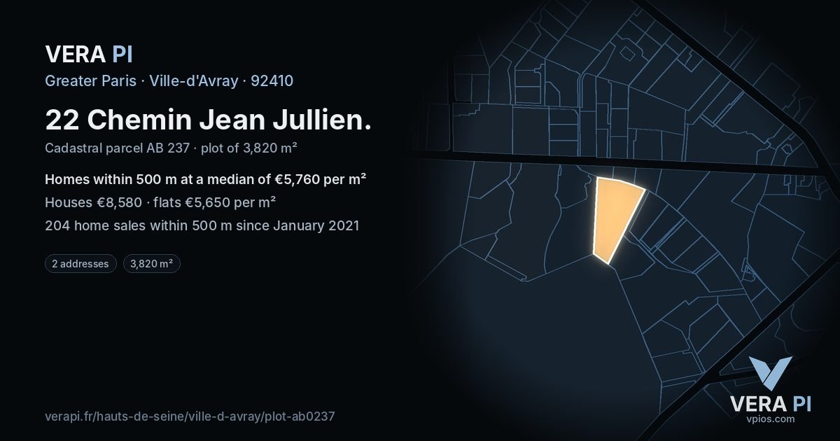 22 Chemin Jean Jullien, Ville-d'Avray at night – the plot lit, the parcels around coloured by the prices near them