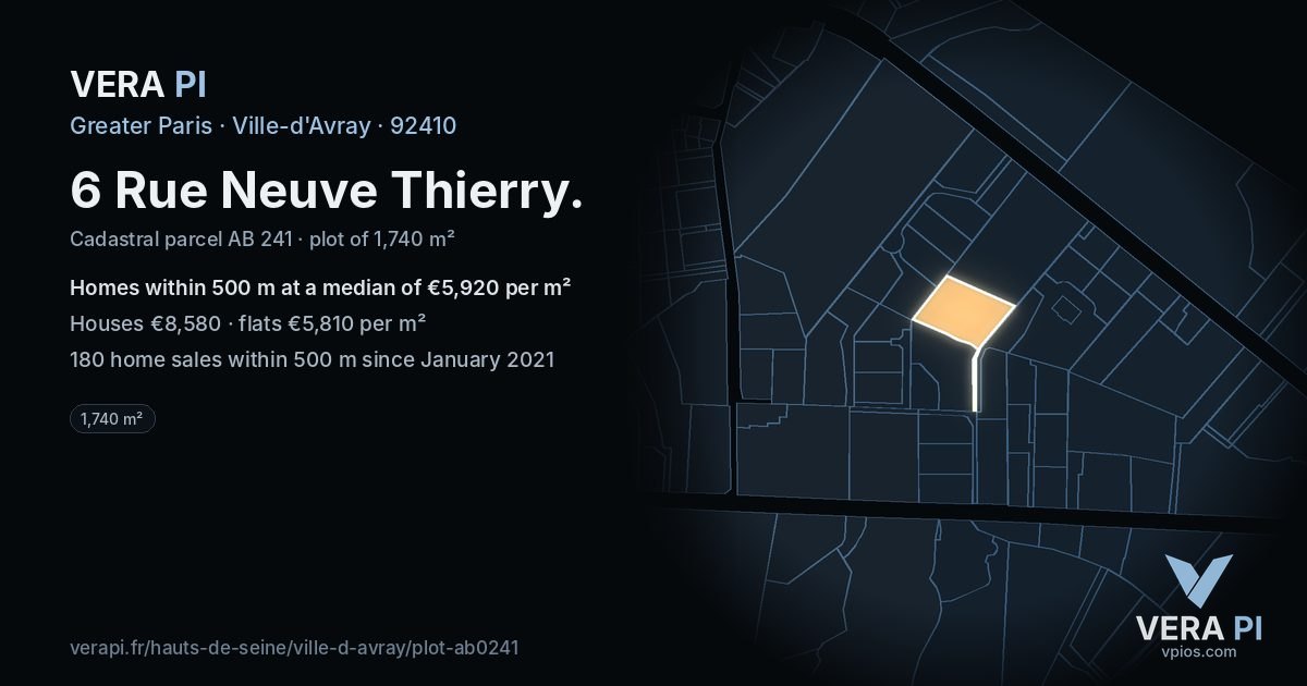 6 Rue Neuve Thierry, Ville-d'Avray at night – the plot lit, the parcels around coloured by the prices near them