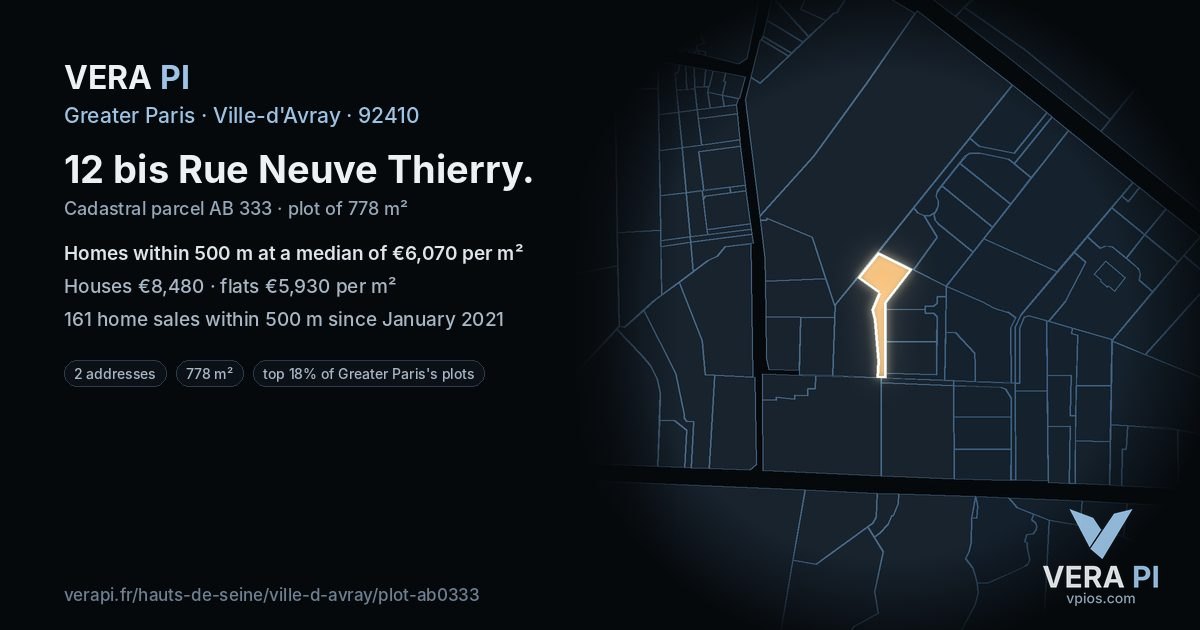 12 bis Rue Neuve Thierry, Ville-d'Avray at night – the plot lit, the parcels around coloured by the prices near them