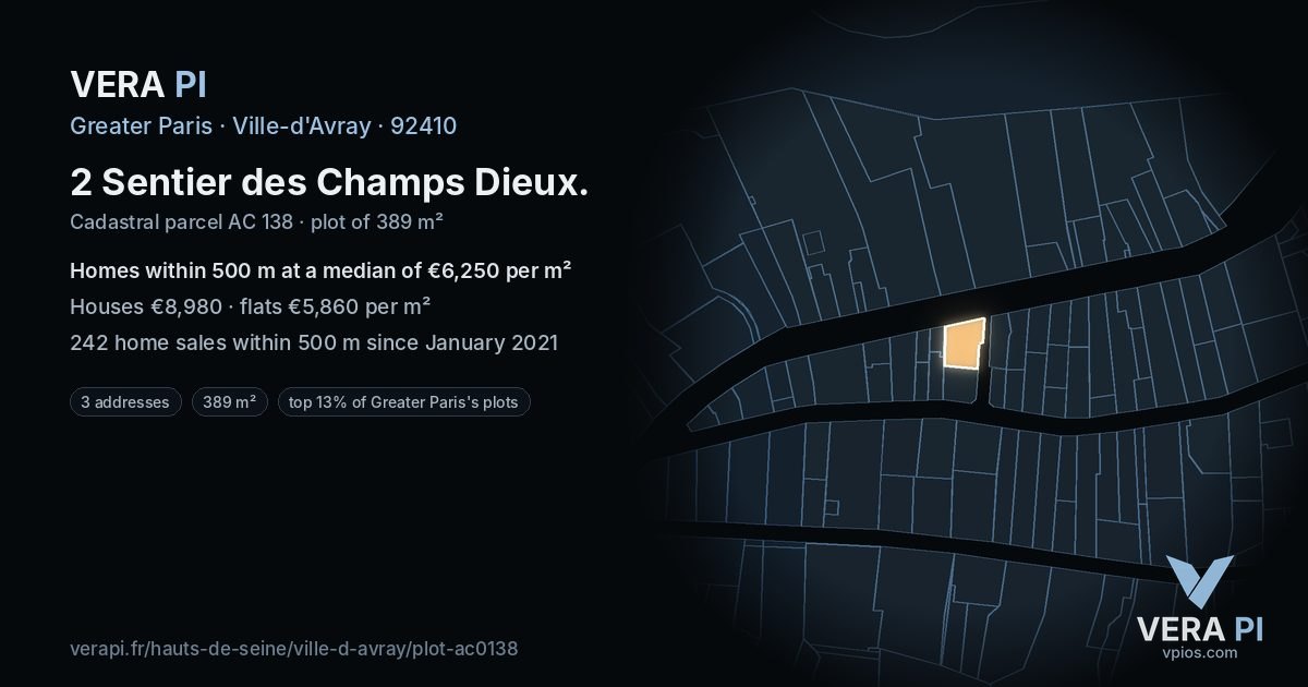 2 Sentier des Champs Dieux, Ville-d'Avray at night – the plot lit, the parcels around coloured by the prices near them