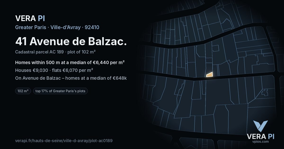 41 Avenue de Balzac, Ville-d'Avray at night – the plot lit, the parcels around coloured by the prices near them