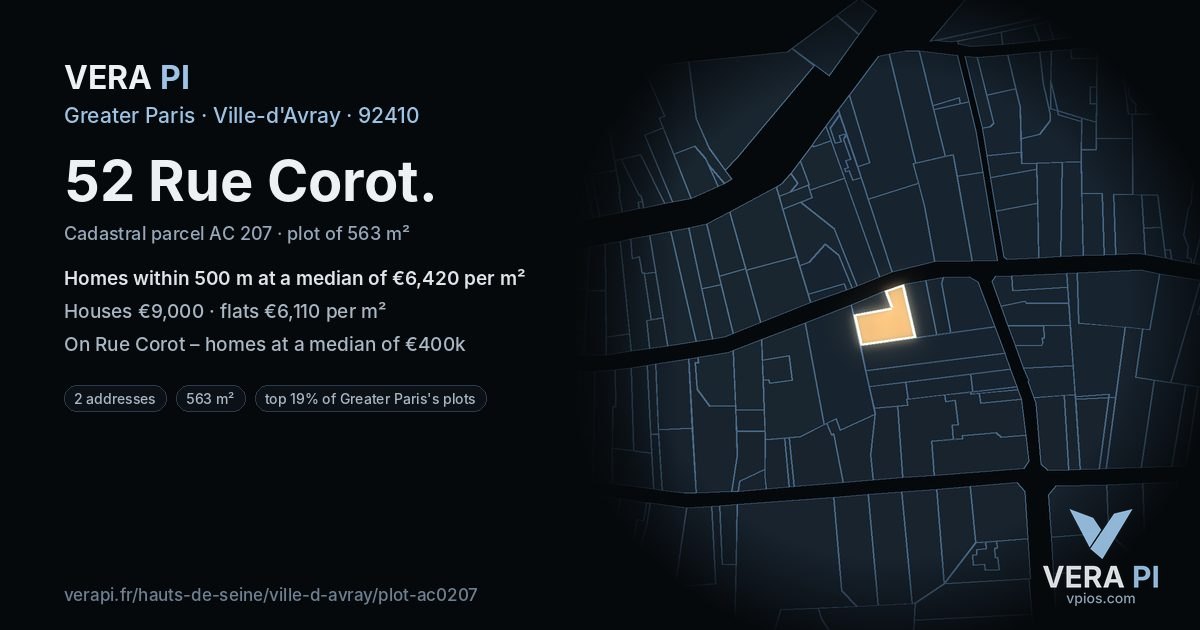 52 Rue Corot, Ville-d'Avray at night – the plot lit, the parcels around coloured by the prices near them