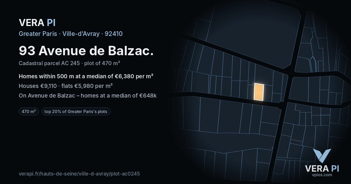 93 Avenue de Balzac, Ville-d'Avray at night – the plot lit, the parcels around coloured by the prices near them