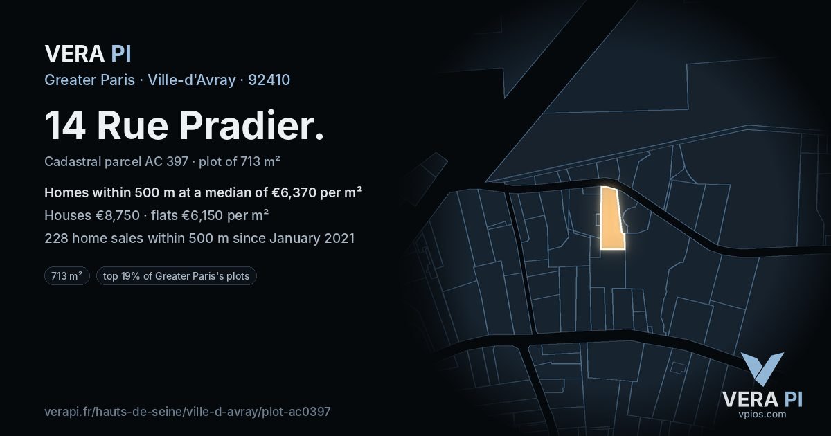 14 Rue Pradier, Ville-d'Avray at night – the plot lit, the parcels around coloured by the prices near them