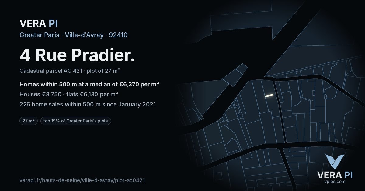 4 Rue Pradier, Ville-d'Avray at night – the plot lit, the parcels around coloured by the prices near them