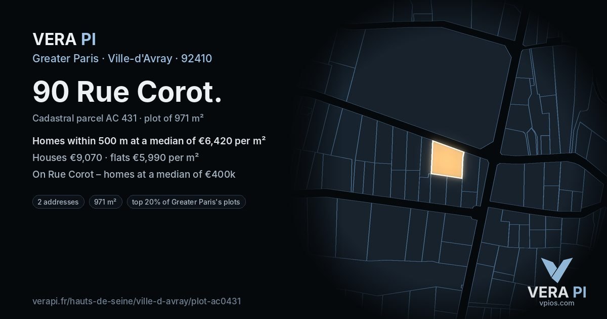 90 Rue Corot, Ville-d'Avray at night – the plot lit, the parcels around coloured by the prices near them