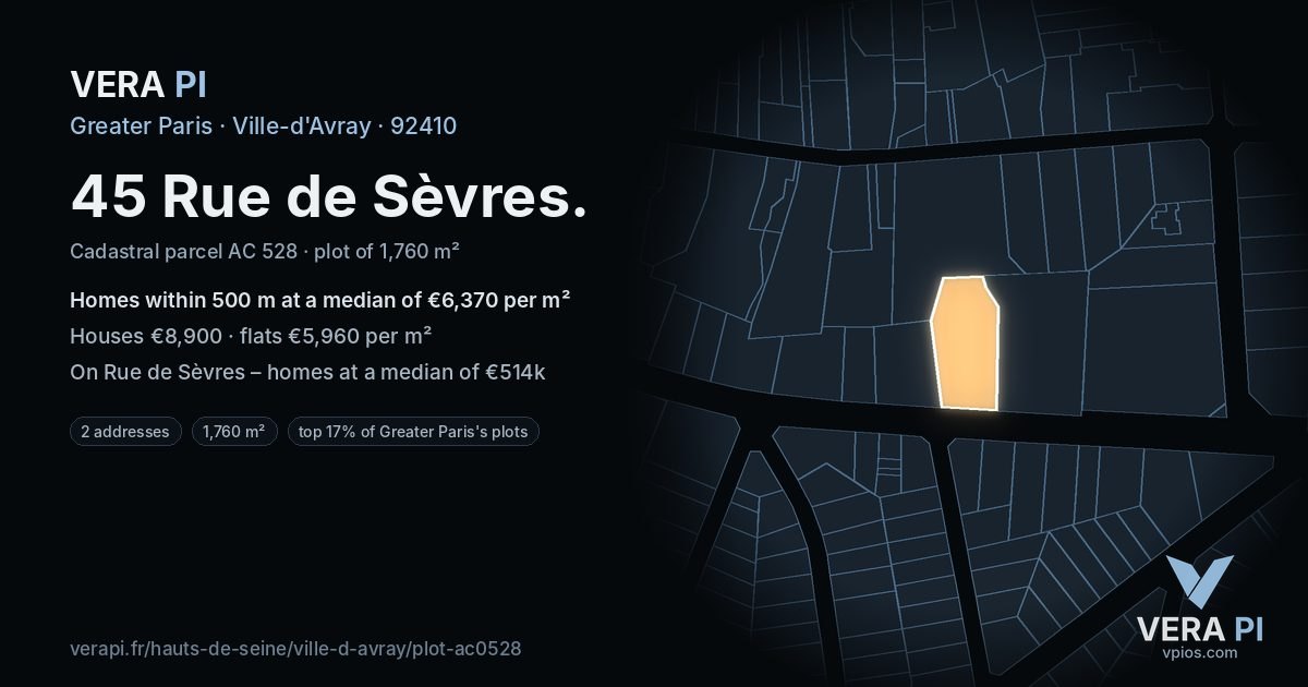 45 Rue de Sèvres, Ville-d'Avray at night – the plot lit, the parcels around coloured by the prices near them