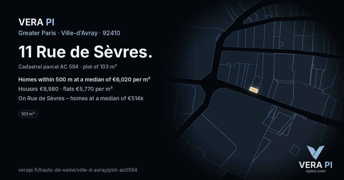 11 Rue de Sèvres, Ville-d'Avray at night – the plot lit, the parcels around coloured by the prices near them