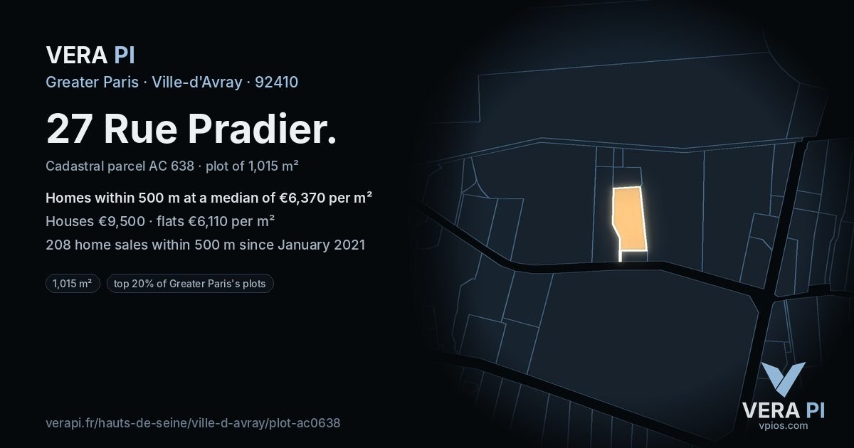 27 Rue Pradier, Ville-d'Avray at night – the plot lit, the parcels around coloured by the prices near them