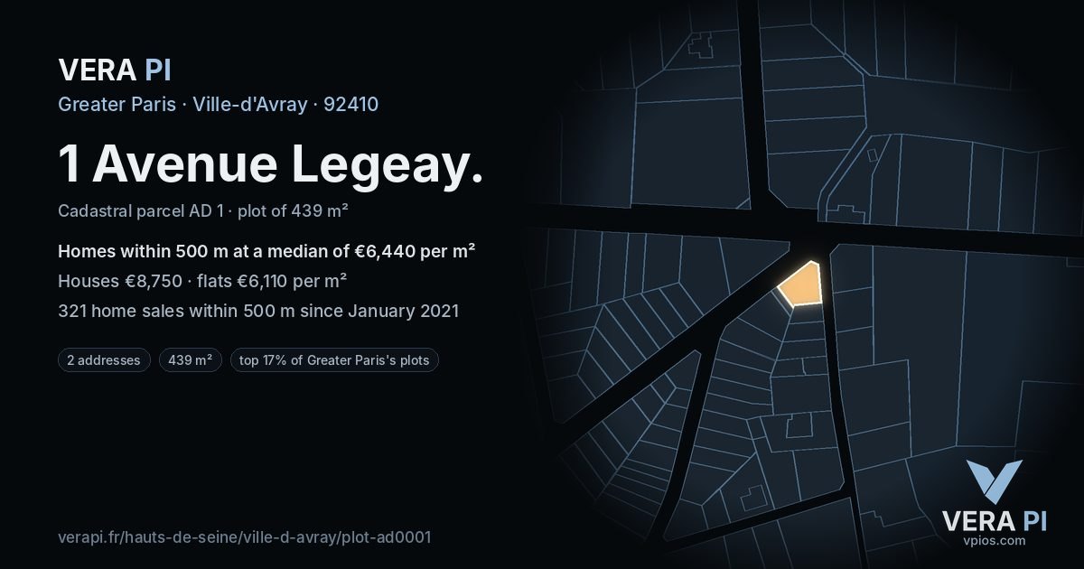 1 Avenue Legeay, Ville-d'Avray at night – the plot lit, the parcels around coloured by the prices near them