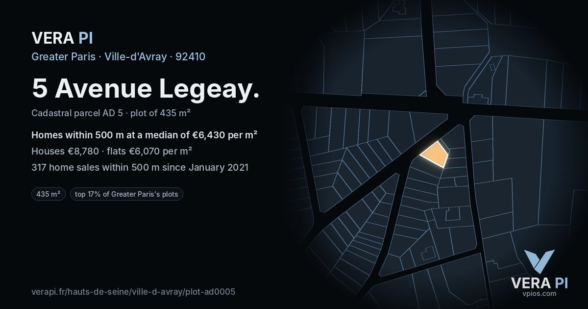 5 Avenue Legeay, Ville-d'Avray at night – the plot lit, the parcels around coloured by the prices near them
