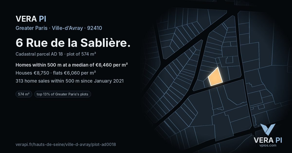 6 Rue de la Sablière, Ville-d'Avray at night – the plot lit, the parcels around coloured by the prices near them